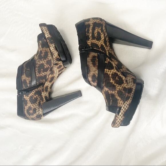 Carlos Santana leopard chica open toe sandal heels cheetah size 8 with box - Picture 5 of 11